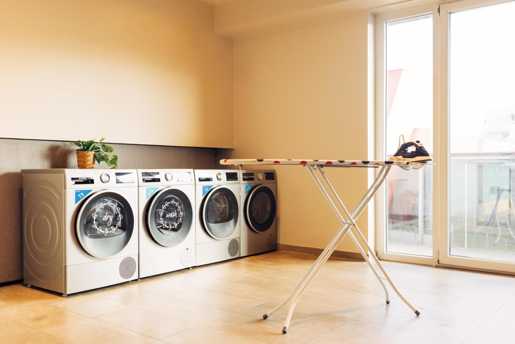 Harry'S Home Hart Bei Graz Hotel & Apartments المظهر الخارجي الصورة